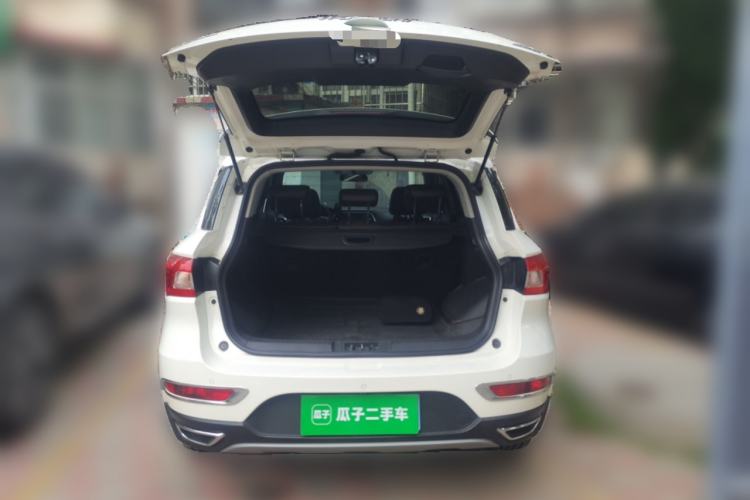 Used GAC Trumpchi GS4 2017 235T Manual Two-Wheel Drive Luxury Edition Trunk