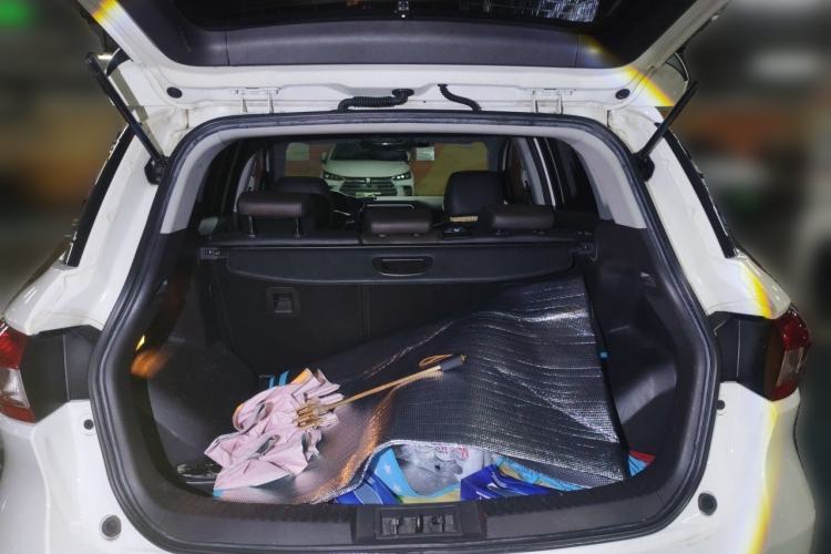 Used GAC Trumpchi GS4 2017 235T G-DCT Two-Wheel Drive Luxury Edition Trunk