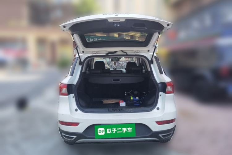 Used GAC Trumpchi GS4 2017 235T Automatic Two-Wheel Drive Luxury Smart Connectivity Version Trunk