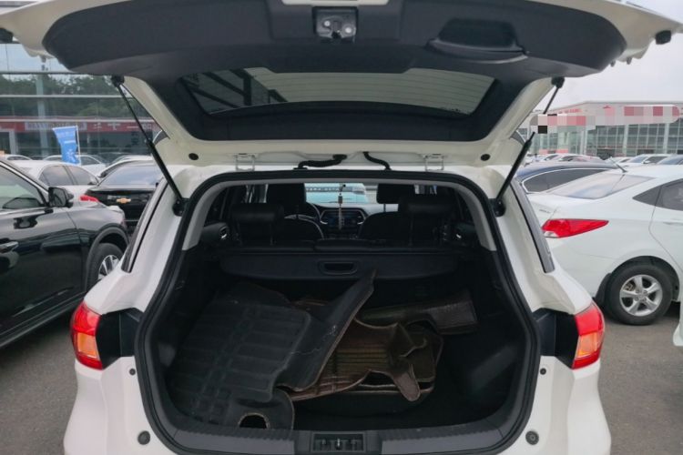Used GAC Trumpchi GS4 2017 235T Automatic Two-Wheel Drive Elite Edition Trunk