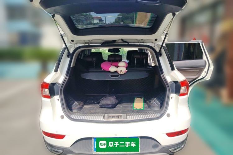 Used GAC Trumpchi GS4 2017 235T Automatic Two-Wheel Drive Luxury Smart Connectivity Version Trunk