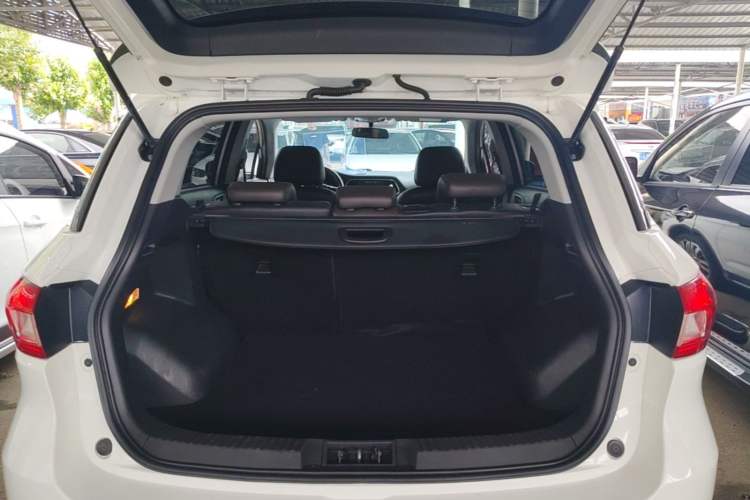 Used GAC Trumpchi GS4 2017 235T Automatic Two-Wheel Drive Luxury Smart Connectivity Version Trunk
