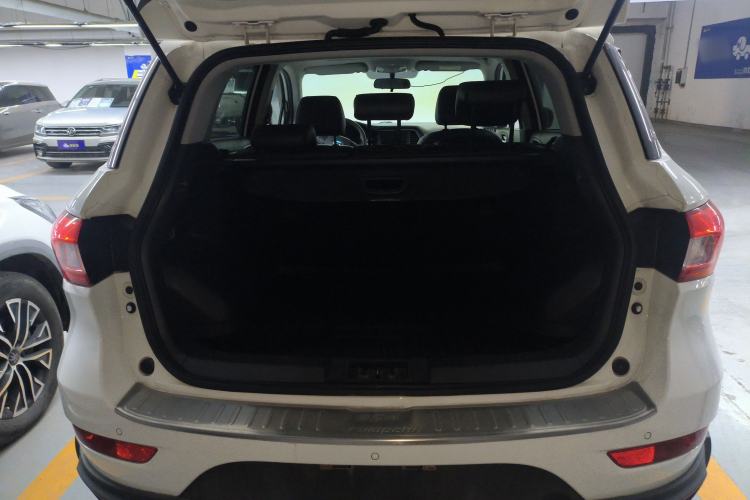 Used GAC Trumpchi GS4 2017 235T Automatic Two-Wheel Drive Luxury Smart Connectivity Version Trunk