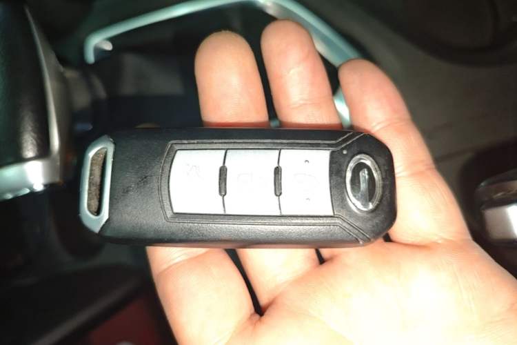 Used GAC Trumpchi GS4 2017 200T G-DCT Two-Wheel Drive Elite Edition Vehicle Key