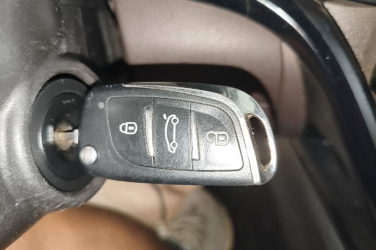 Used GAC Trumpchi GS4 2017 235T Manual Two-Wheel Drive Luxury Edition Vehicle Key