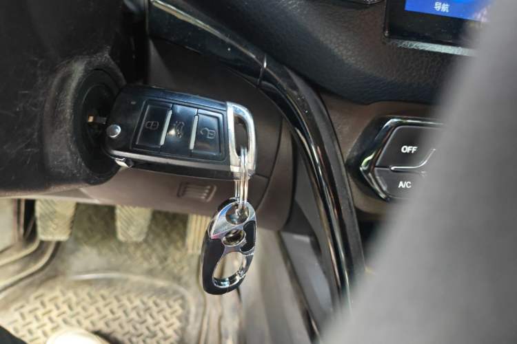 Used GAC Trumpchi GS4 2017 235T Manual Two-Wheel Drive Comfort Edition Vehicle Key