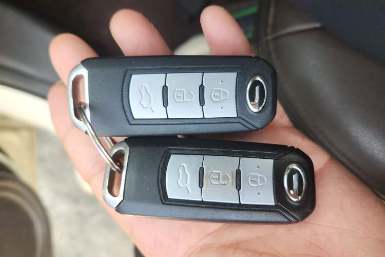 Used GAC Trumpchi GS4 2017 200T G-DCT Two-Wheel Drive Elite Edition Vehicle Key