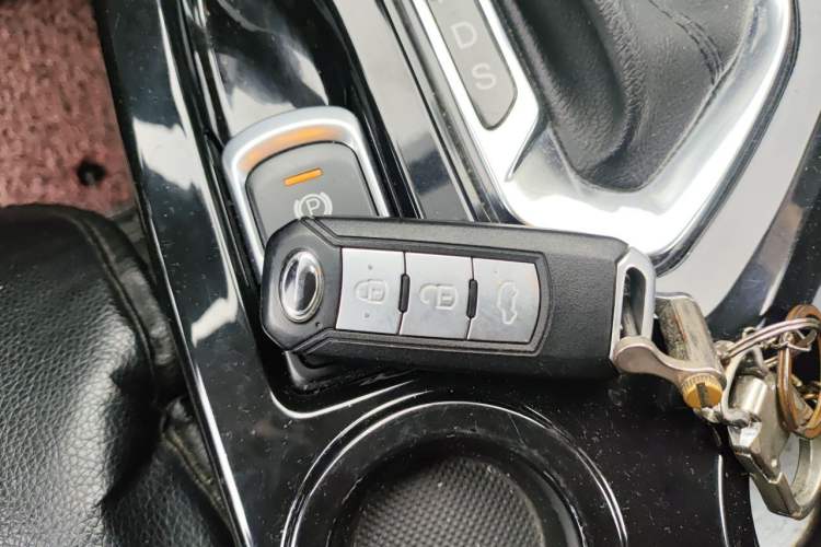 Used GAC Trumpchi GS4 2017 235T Automatic Two-Wheel Drive Elite Edition Vehicle Key