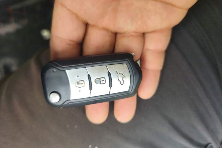 Used GAC Trumpchi GS4 2017 200T Manual Two-Wheel Drive Comfort Edition Vehicle Key