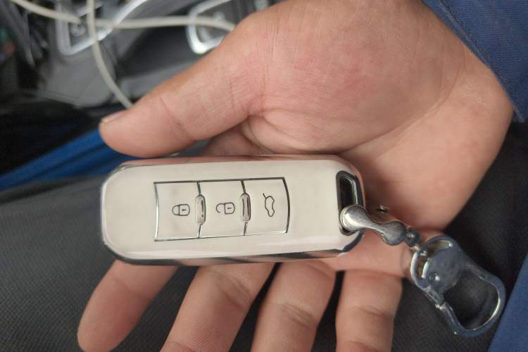 Used GAC Trumpchi GS4 2017 235T Automatic Two-Wheel Drive Elite Edition Vehicle Key