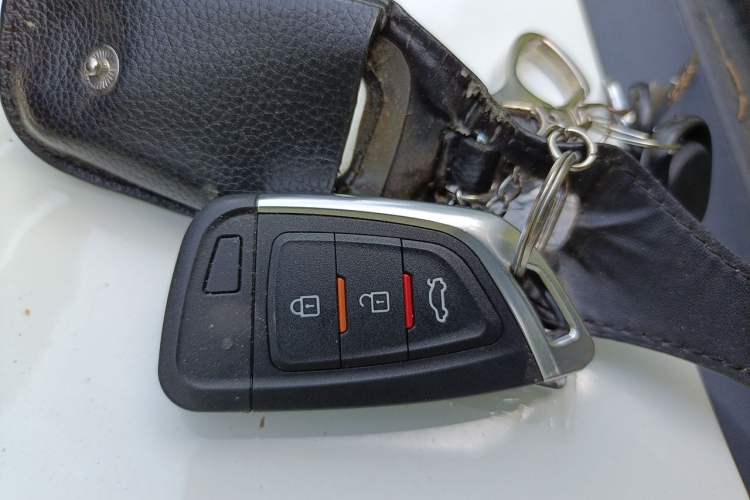 Used GAC Trumpchi GS4 2017 235T Automatic Two-Wheel Drive Elite Edition Vehicle Key