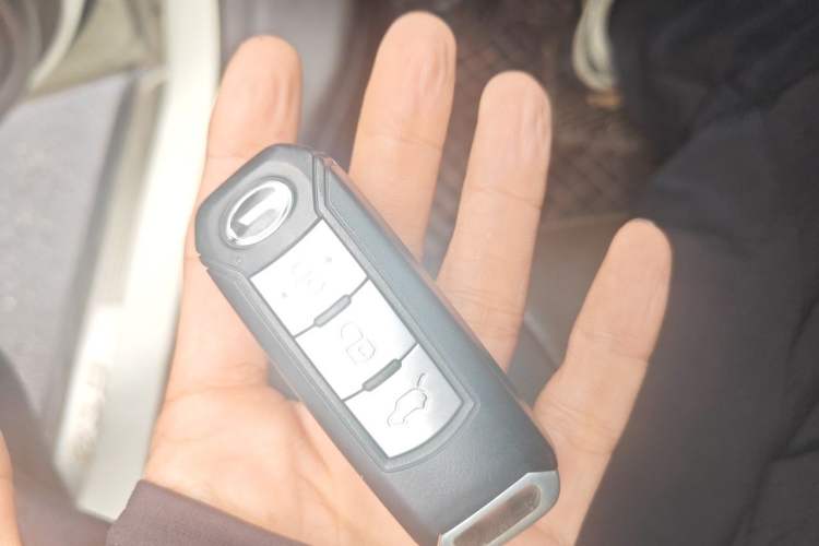 Used GAC Trumpchi GS4 2017 200T G-DCT Two-Wheel Drive Elite Edition Vehicle Key