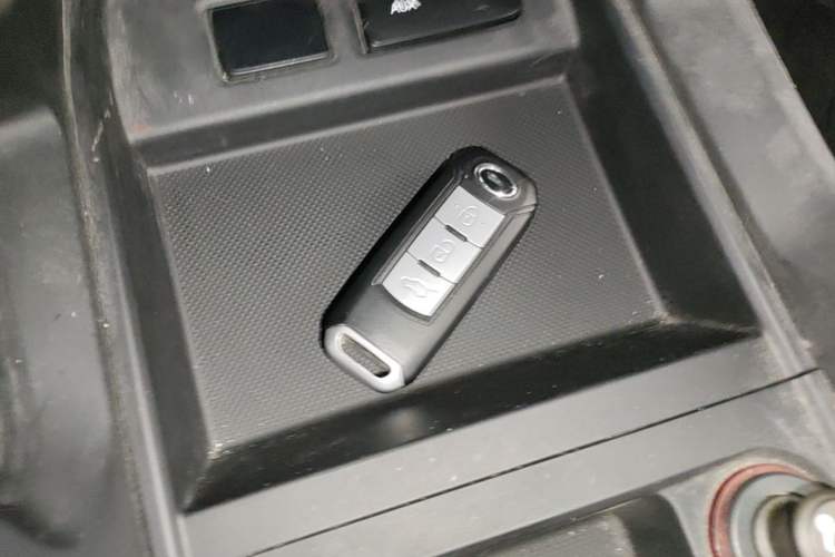 Used GAC Trumpchi GS4 2017 200T G-DCT Two-Wheel Drive Elite Edition Vehicle Key