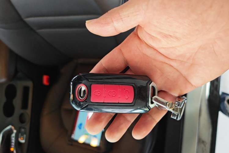 Used GAC Trumpchi GS4 2017 235T Automatic Two-Wheel Drive Elite Edition Vehicle Key
