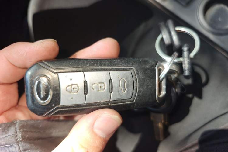Used GAC Trumpchi GS4 2017 235T Automatic Two-Wheel Drive Elite Edition Vehicle Key