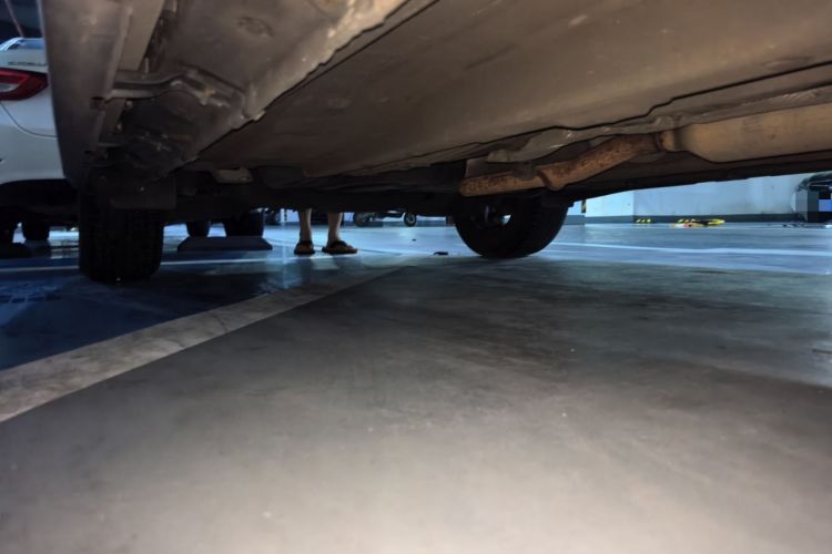 Used GAC Trumpchi GS4 2017 235T G-DCT Two-Wheel Drive Elite Edition Chassis Front Right