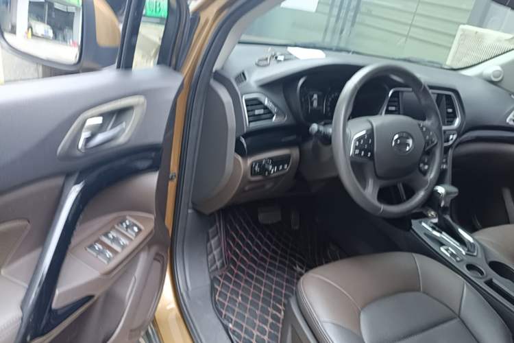 Used GAC Trumpchi GS4 2017 235T Automatic Two-Wheel Drive Elite Edition Driver Seat