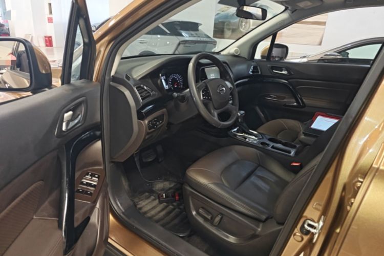 Used GAC Trumpchi GS4 2017 235T G-DCT Two-Wheel Drive Luxury Edition Driver Seat