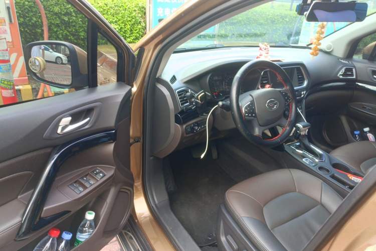 Used GAC Trumpchi GS4 2017 235T Automatic Two-Wheel Drive Luxury Smart Connectivity Version Driver Seat