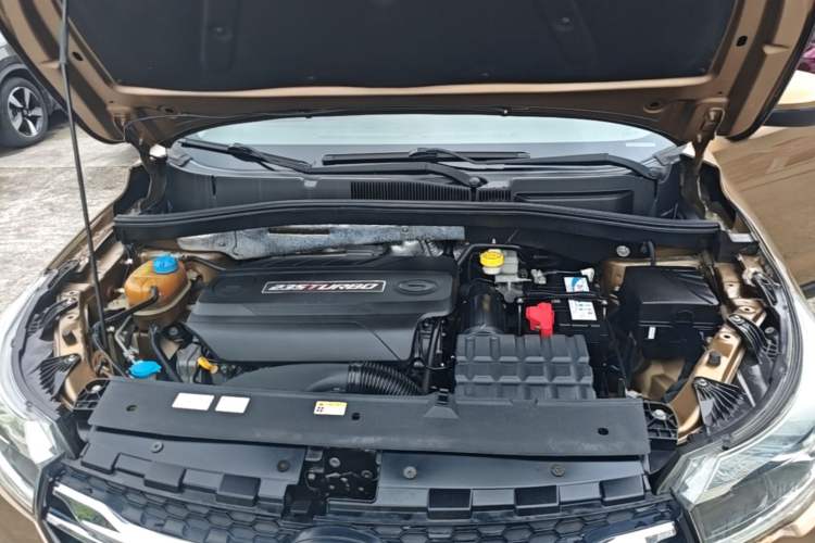 Used GAC Trumpchi GS4 2017 235T G-DCT Two-Wheel Drive Elite Edition Engine Bay