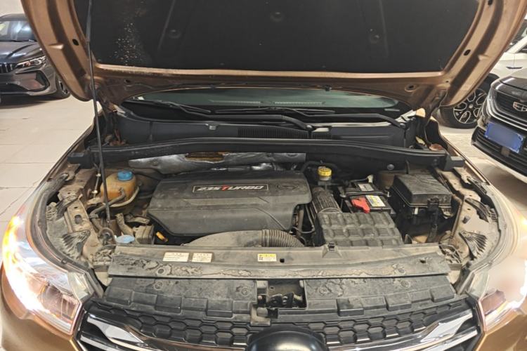 Used GAC Trumpchi GS4 2017 235T G-DCT Two-Wheel Drive Luxury Edition Engine Bay