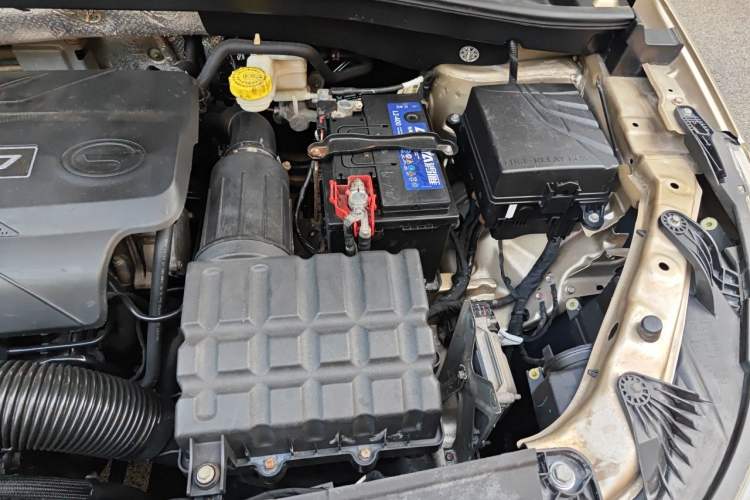Used GAC Trumpchi GS4 2017 235T Automatic Two-Wheel Drive Luxury Smart Connectivity Version Engine Bay Left