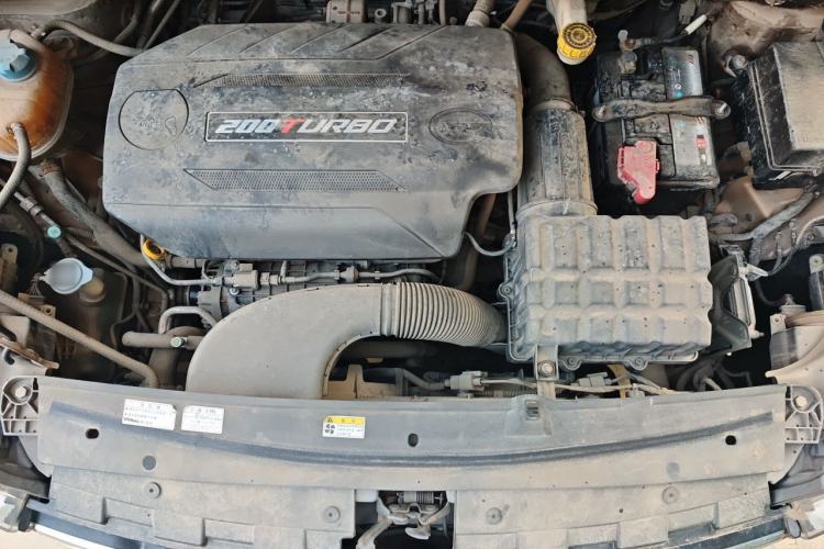 Used GAC Trumpchi GS4 2017 200T Manual Two-Wheel Drive Elite Edition Engine Bay