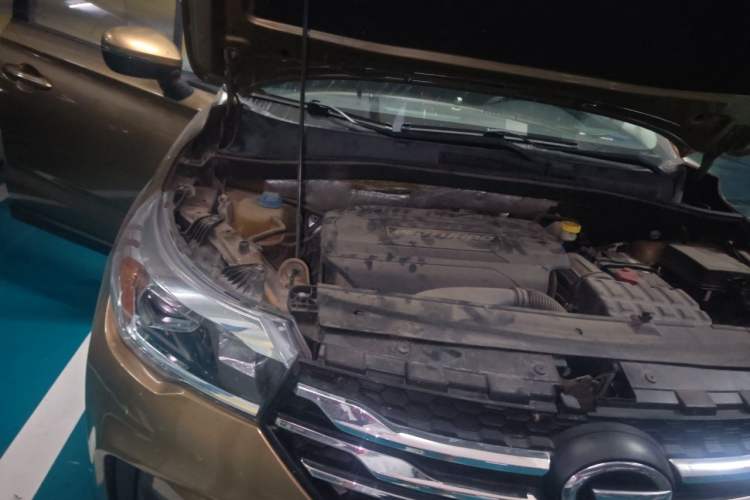 Used GAC Trumpchi GS4 2017 200T Manual Two-Wheel Drive Elite Edition Engine Bay Right