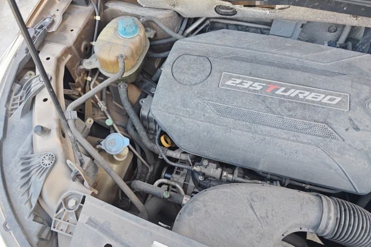 Used GAC Trumpchi GS4 2017 235T Automatic Two-Wheel Drive Luxury Smart Connectivity Version Engine Bay Right