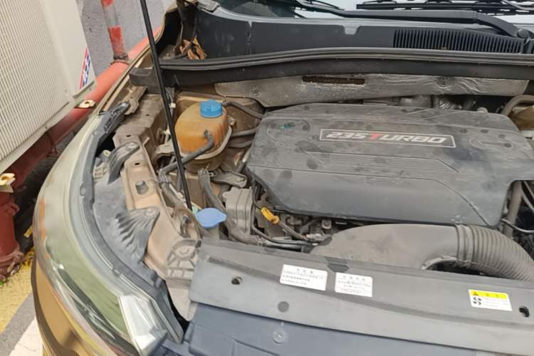 Used GAC Trumpchi GS4 2017 235T Automatic Two-Wheel Drive Elite Edition Engine Bay Right