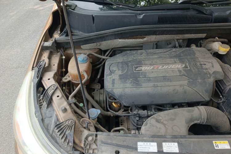 Used GAC Trumpchi GS4 2017 200T G-DCT Two-Wheel Drive Luxury Edition Engine Bay Right