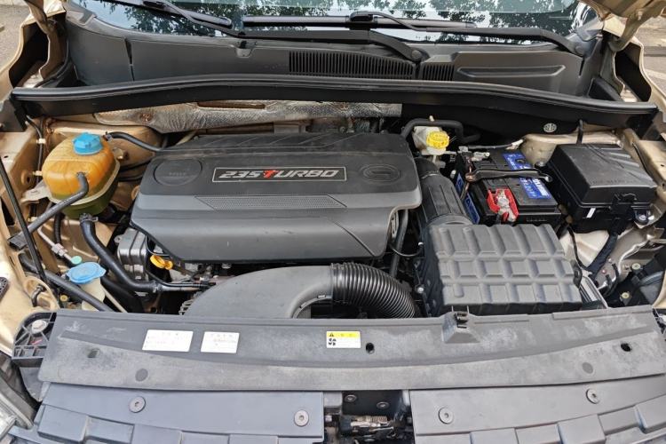 Used GAC Trumpchi GS4 2017 235T Automatic Two-Wheel Drive Luxury Smart Connectivity Version Engine Bay