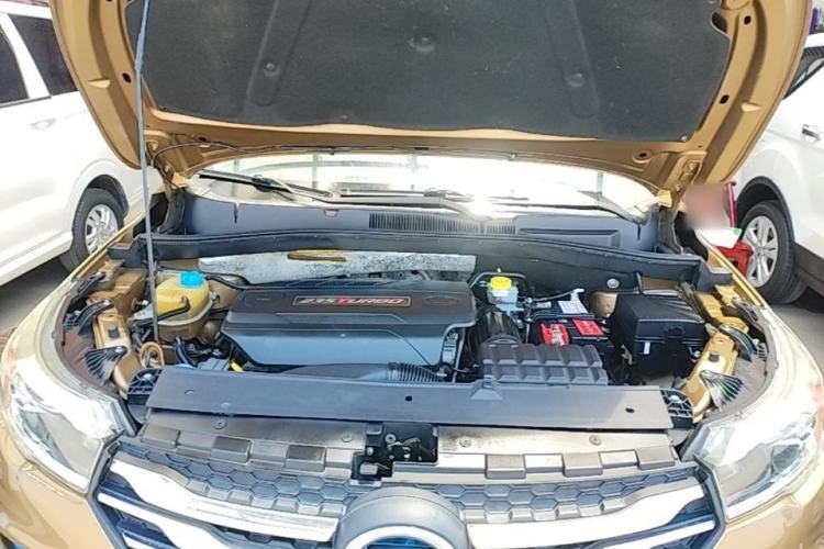 Used GAC Trumpchi GS4 2017 235T Automatic Two-Wheel Drive Elite Edition Engine Bay