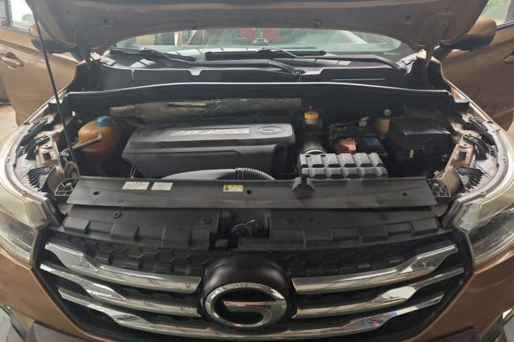 Used GAC Trumpchi GS4 2017 235T Automatic Two-Wheel Drive Luxury Smart Connectivity Version Engine Bay