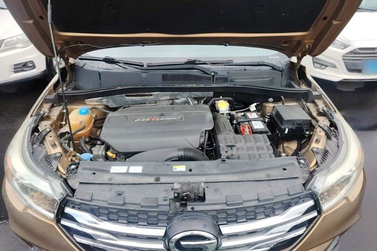 Used GAC Trumpchi GS4 2017 235T Automatic Two-Wheel Drive Luxury Smart Connectivity Version Engine Bay