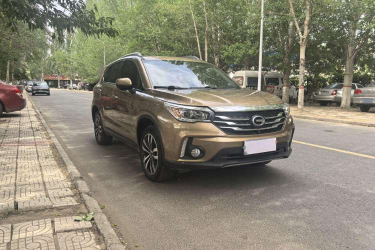 Used GAC Trumpchi GS4 2017 235T Automatic Two-Wheel Drive Luxury Smart Connectivity Version Exterior 2