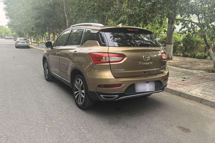 Used GAC Trumpchi GS4 2017 235T Automatic Two-Wheel Drive Luxury Smart Connectivity Version Exterior 3