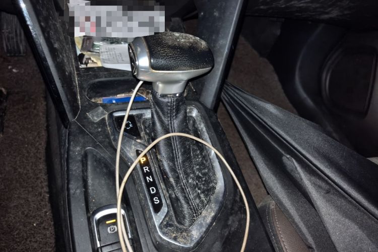 Used GAC Trumpchi GS4 2017 235T G-DCT Two-Wheel Drive Elite Edition Gear Lever