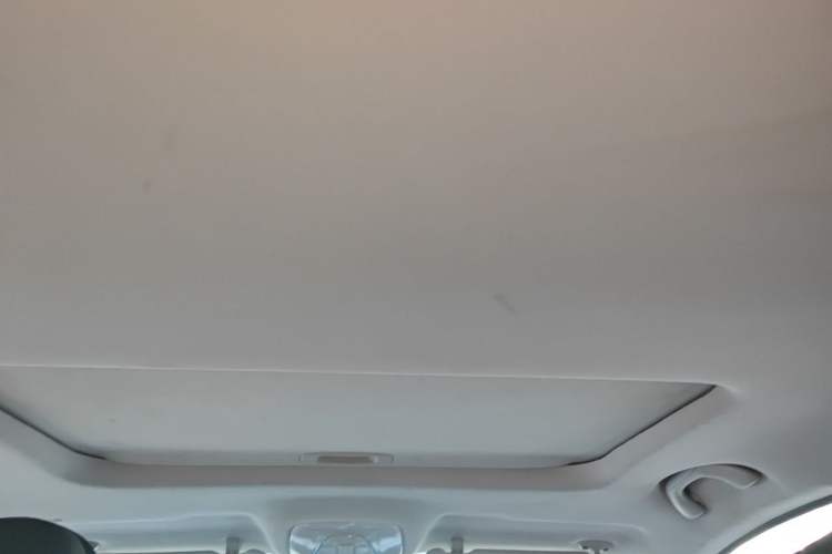 Used GAC Trumpchi GS4 2017 235T Automatic Two-Wheel Drive Luxury Smart Connectivity Version Headliner