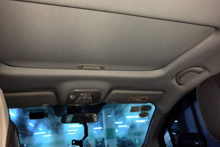 Used GAC Trumpchi GS4 2017 235T G-DCT Two-Wheel Drive Elite Edition Headliner