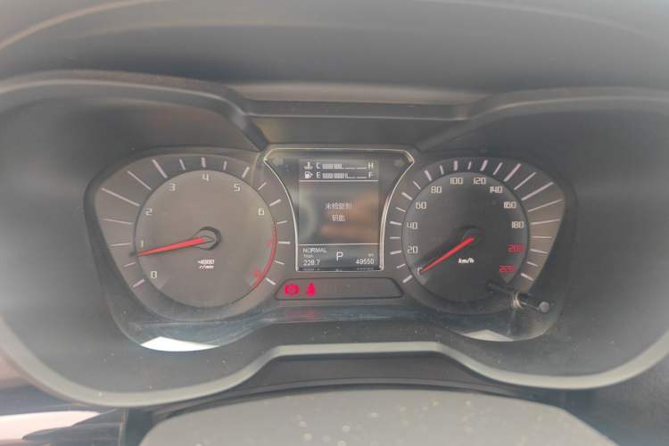 Used GAC Trumpchi GS4 2017 235T Automatic Two-Wheel Drive Elite Edition Instrument Cluster