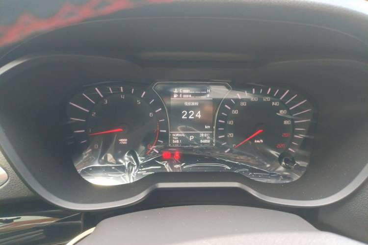 Used GAC Trumpchi GS4 2017 235T Automatic Two-Wheel Drive Luxury Smart Connectivity Version Instrument Cluster