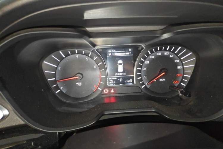 Used GAC Trumpchi GS4 2017 235T Automatic Two-Wheel Drive Elite Edition Instrument Cluster