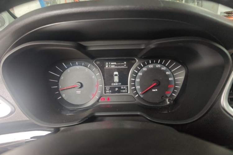 Used GAC Trumpchi GS4 2017 235T Automatic Two-Wheel Drive Luxury Smart Connectivity Version Instrument Cluster