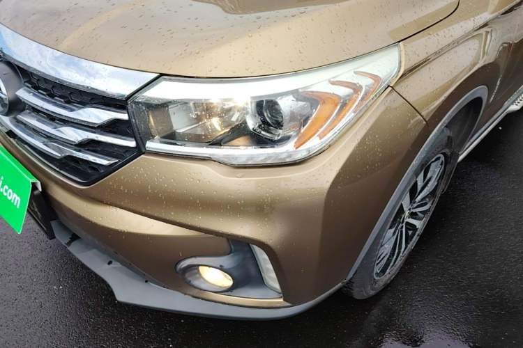 Used GAC Trumpchi GS4 2017 235T Automatic Two-Wheel Drive Luxury Smart Connectivity Version Left Front Headlight