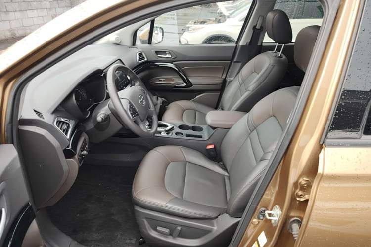 Used GAC Trumpchi GS4 2017 235T Automatic Two-Wheel Drive Luxury Smart Connectivity Version Left Front Seat