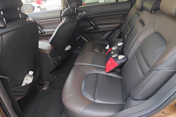 Used GAC Trumpchi GS4 2017 235T Automatic Two-Wheel Drive Luxury Smart Connectivity Version Left Rear Seat