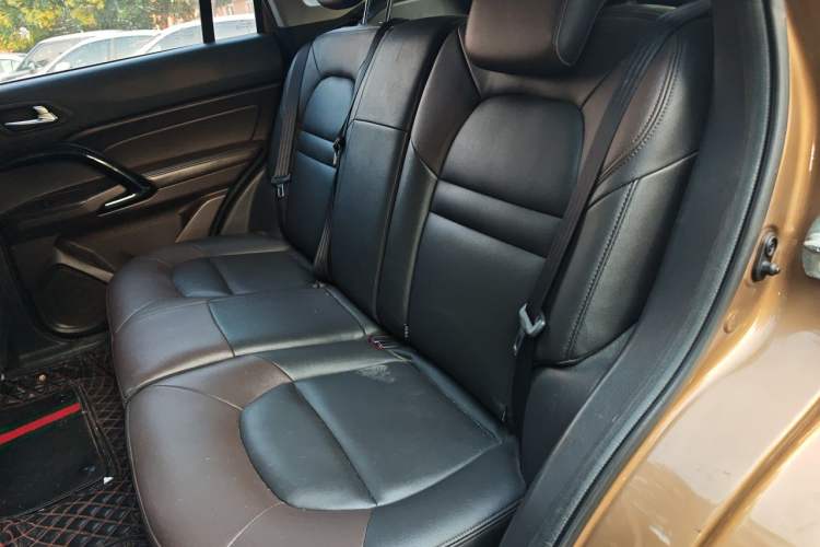 Used GAC Trumpchi GS4 2017 200T Manual Two-Wheel Drive Elite Edition Left Rear Seat
