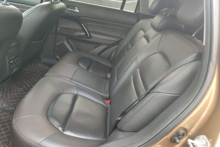 Used GAC Trumpchi GS4 2017 235T Automatic Two-Wheel Drive Luxury Smart Connectivity Version Left Rear Seat
