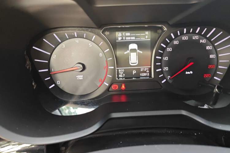 Used GAC Trumpchi GS4 2017 235T Automatic Two-Wheel Drive Luxury Smart Connectivity Version Odometer Close Up